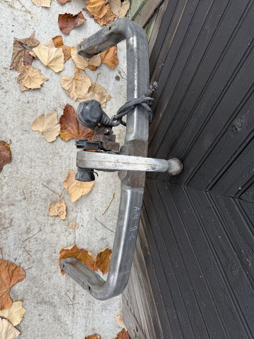 Теглич за ауди а4 б6 б7