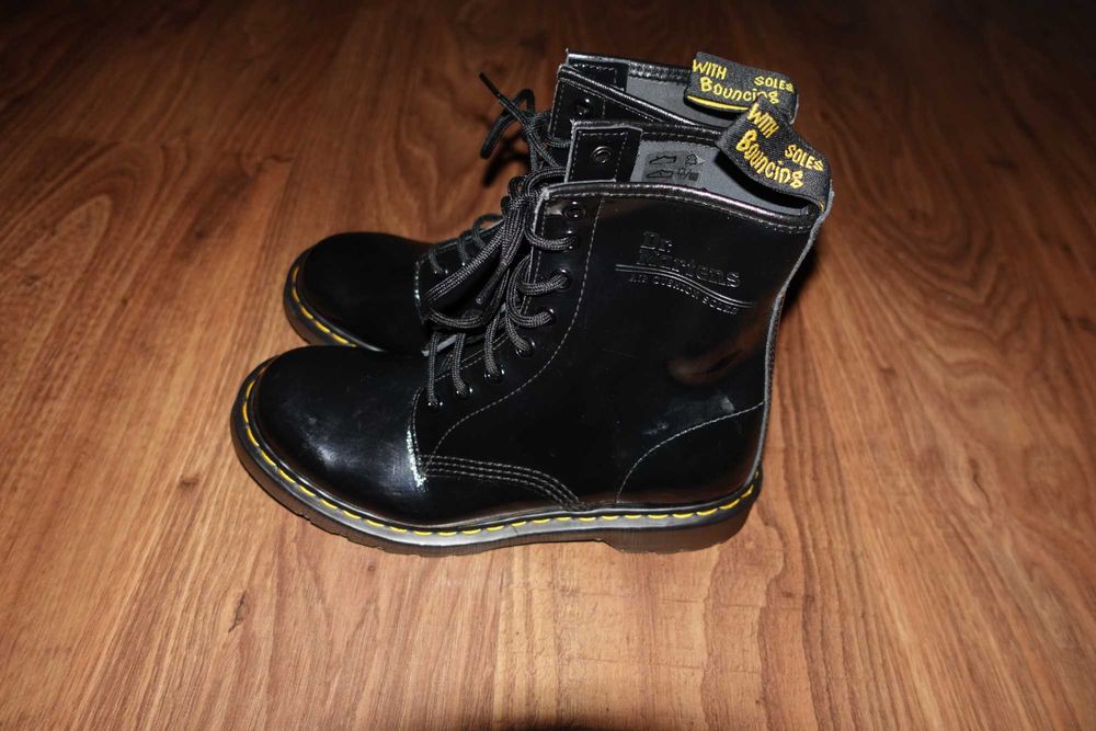 Ghete Dr. Martens 1460, Negre, Marimea 39, Stare foarte buna