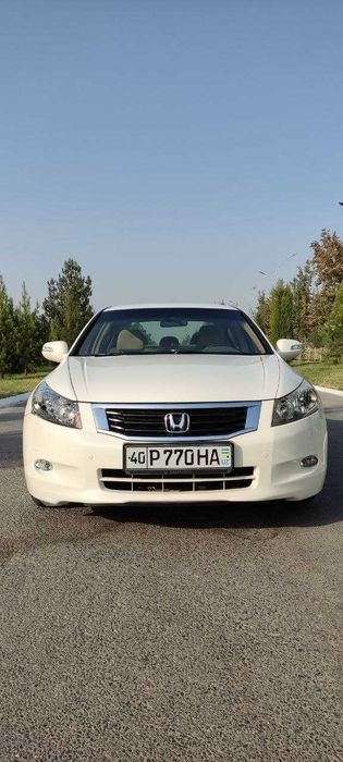 Автомобиль Honda Accord