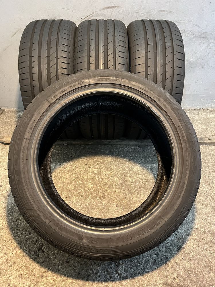 Гуми 235/45/17 DEBICA Presto UHP