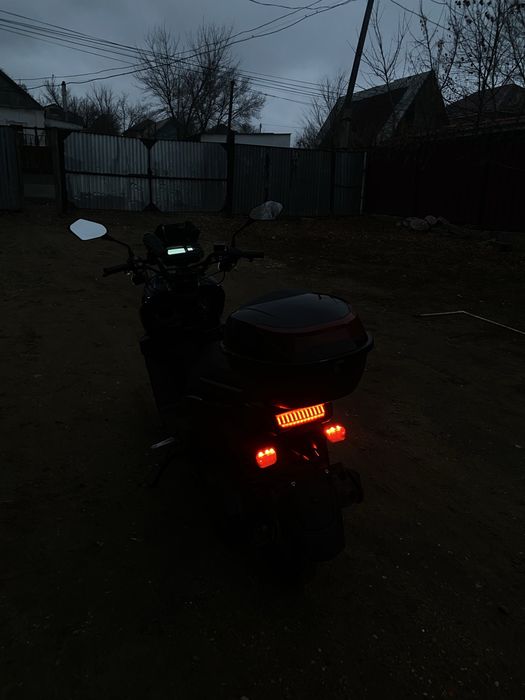 Продам мопед танк на полном ходу вложения нету