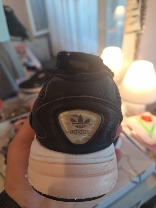Маратонки Адидас Adidas номер 40