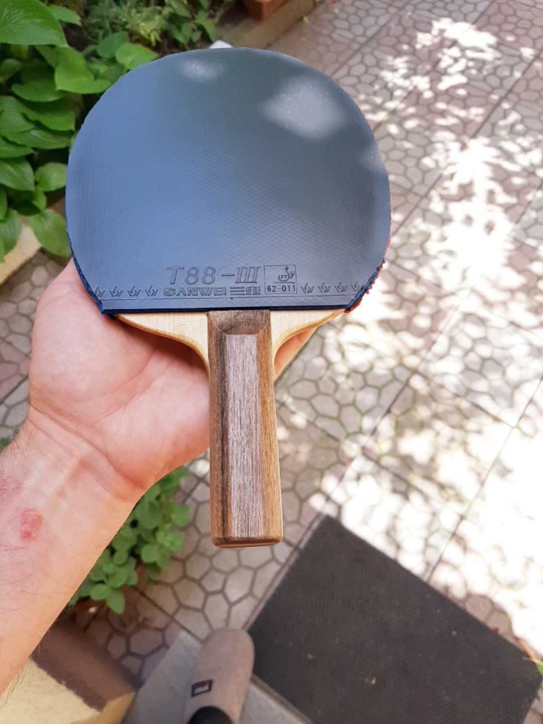 Paleta tenis de masa aparator modern