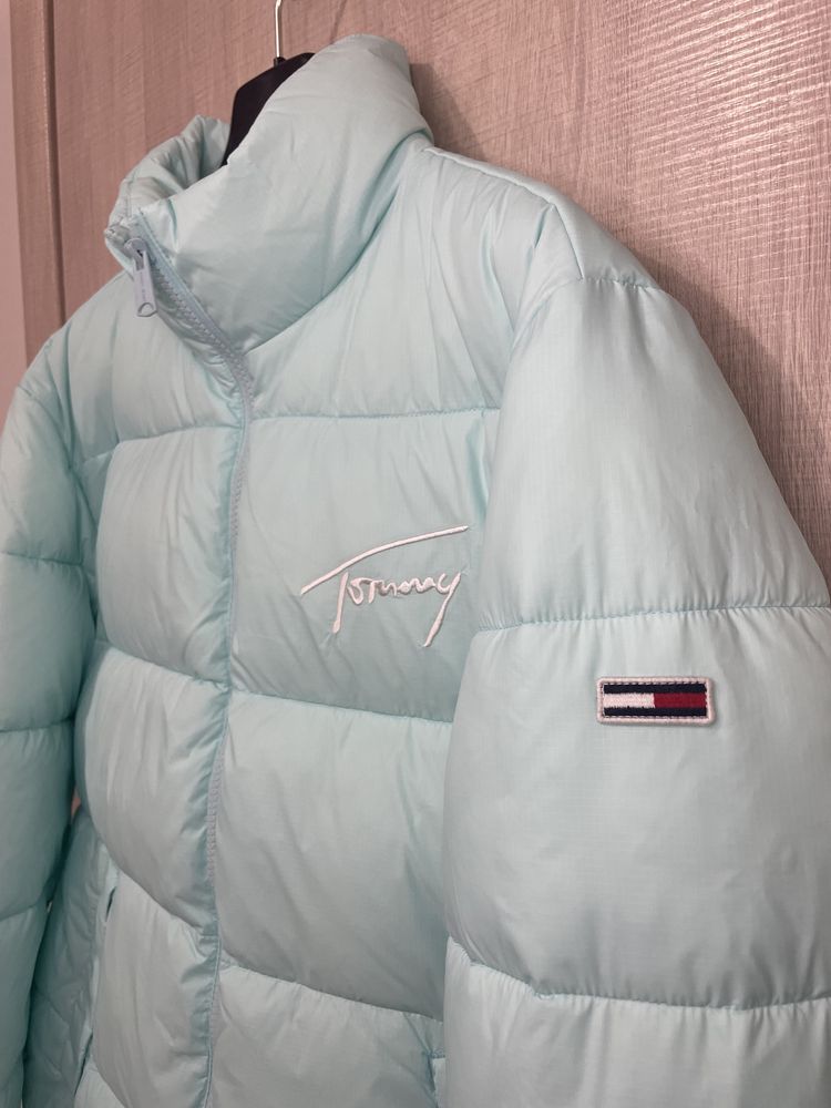 Ново оригинално яке на Tommy Hilfiger