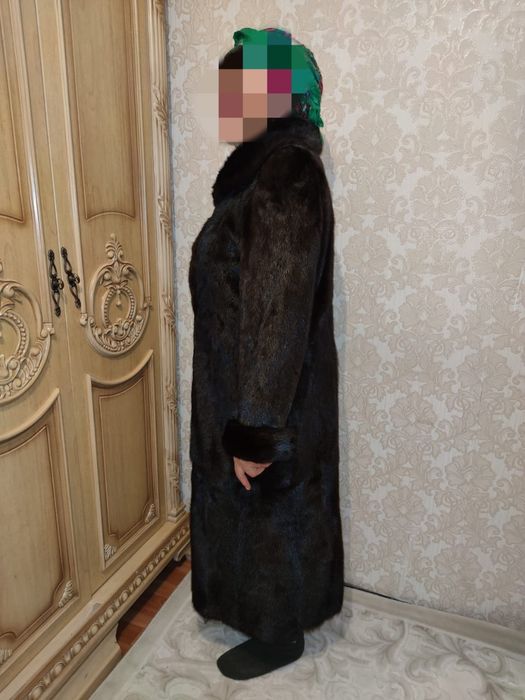 Продам шубу 48 рр