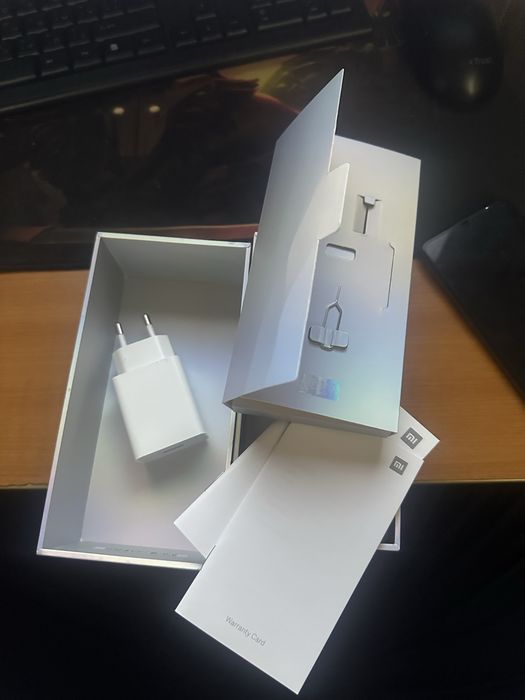 Xiaomi Mi 9 GSM Телефон