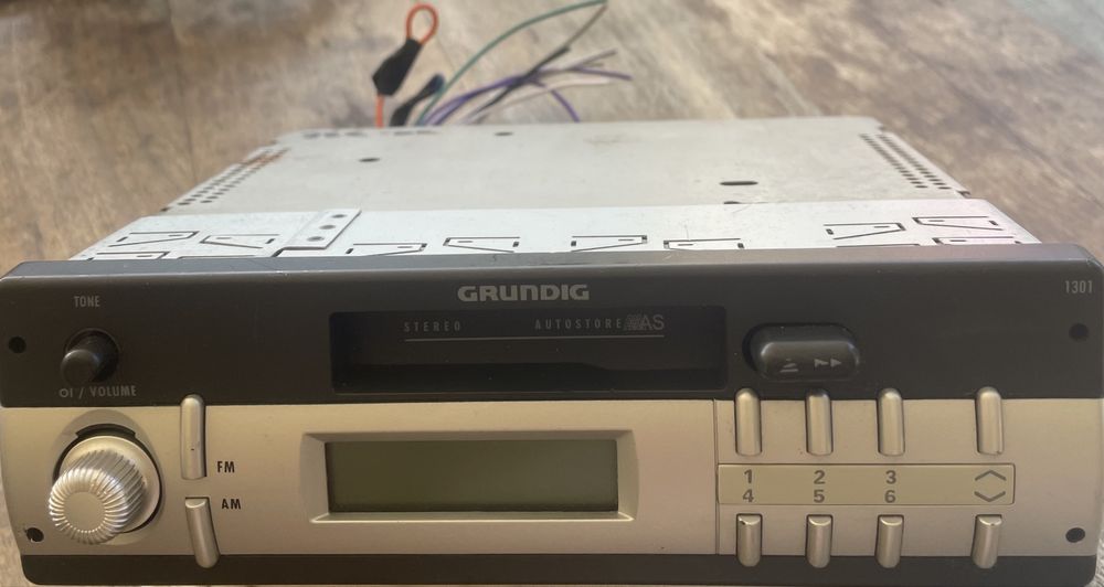 Radio auto vintage