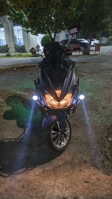 Скутер бензиновый