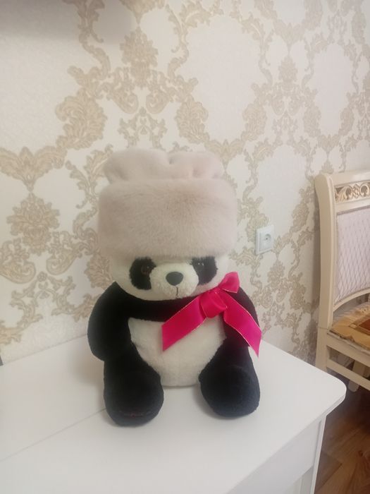 Шапка новая бежевого цвета