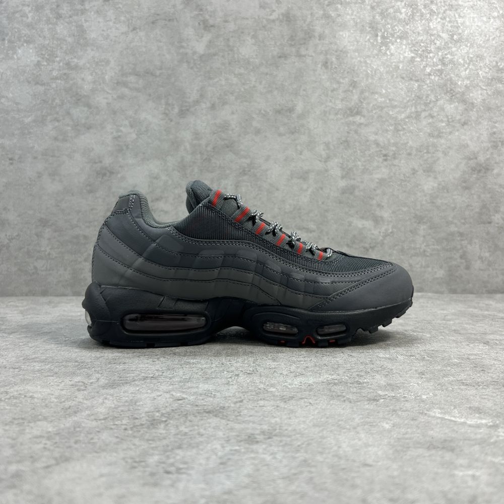 Nike Air Max 95 Grey/Black/Red- 40/42