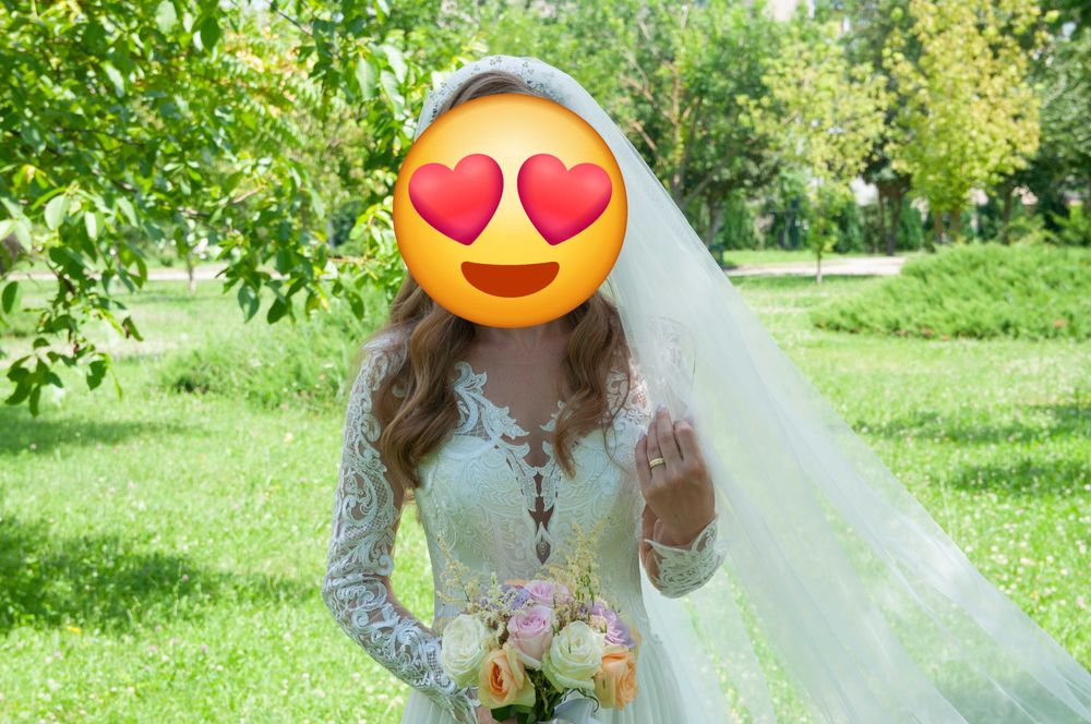 Vand rochie de mireasă!