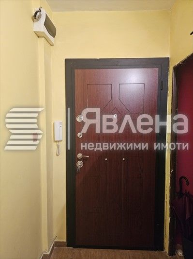 Просторен 2-стаен апартамент