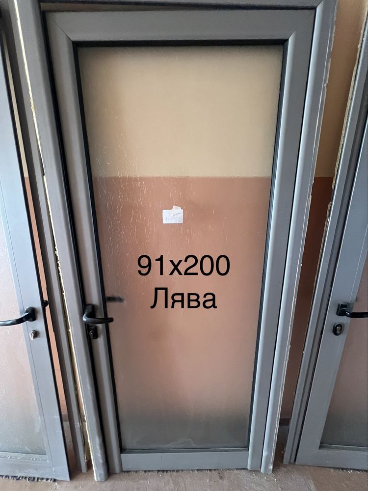 Алуминиева интерирона Врата стъклена