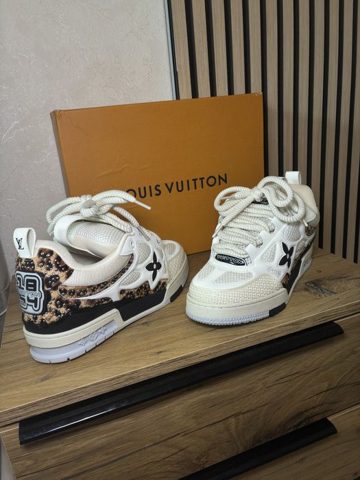 Lv skate leopard print