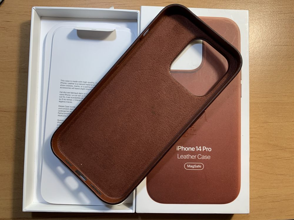 iPhone 14 Pro Leather Case