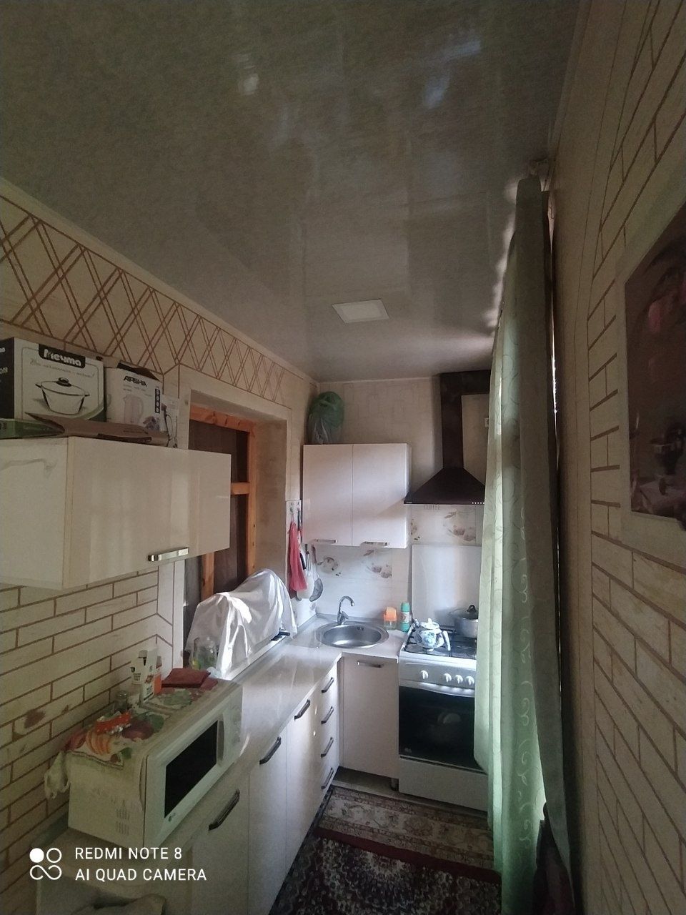 Uy sotiladi 15 kv Uchtepa