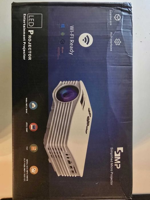 Videoproiector / Proiector LED