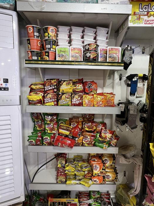 Magazin polka sotiladi