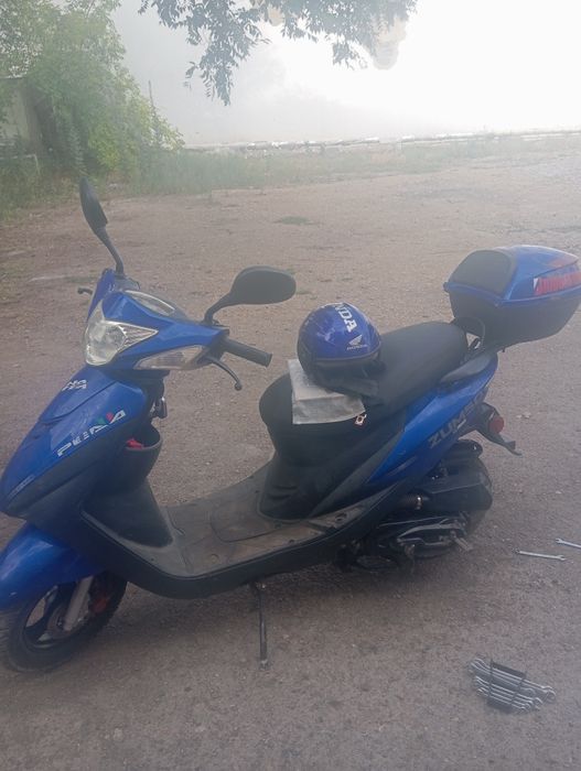 Срочно  продам скутер