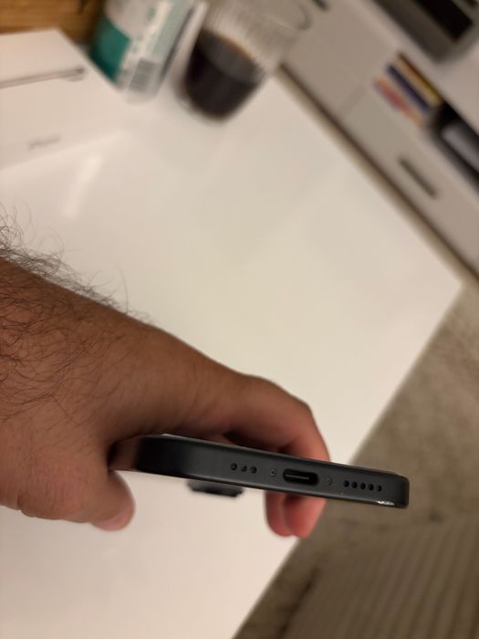 Iphone 16,256 gb la cutie.