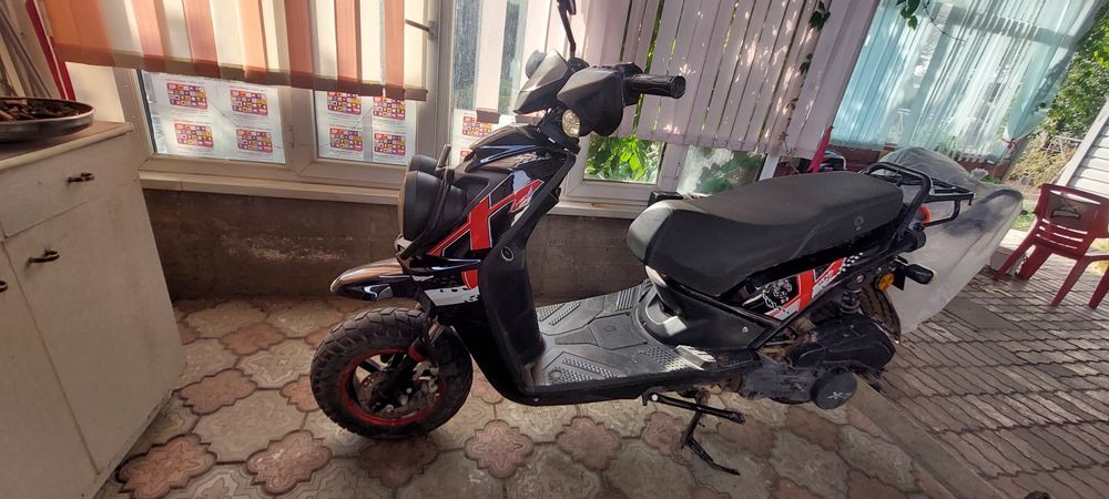 Продам бумер 150 куб