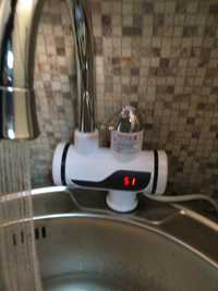 Нов Смесител с нагревател за вода проточе бойлер за мивка кухня баня