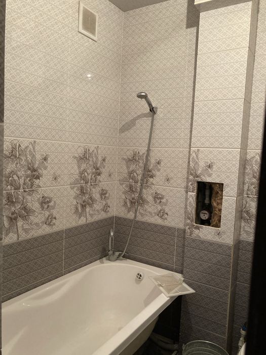 Продаётся 1 комнатная квартира в центре Чирчика