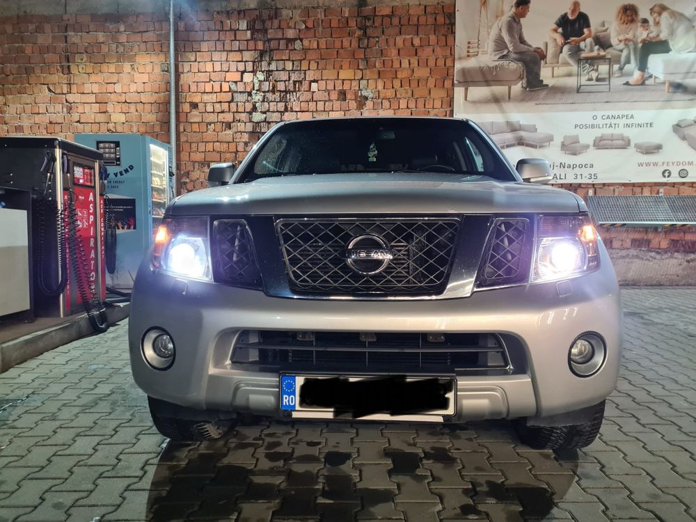 Nissan pathfinder