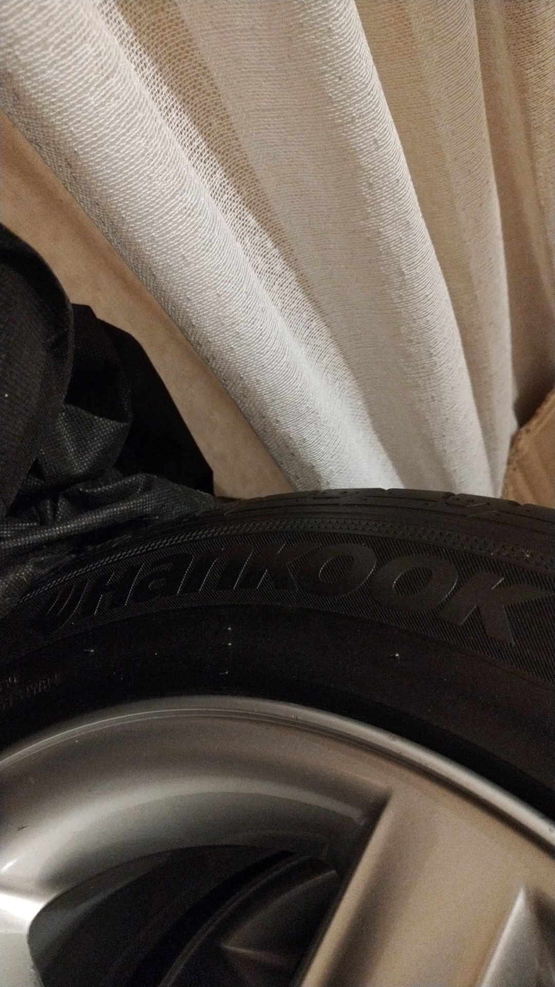 Anvelope HANKOOk cu jante incluse 205/55/16