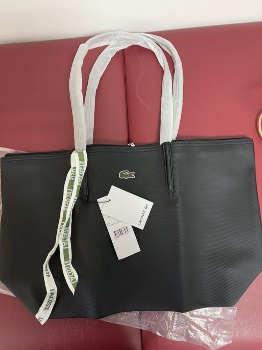 Новая сумка Lacoste