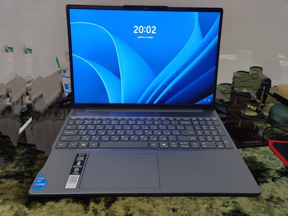 Ноутбук Lenovo 16/500 ssd