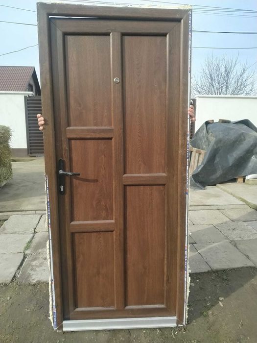 Ușă termopan Rehau de vânzare