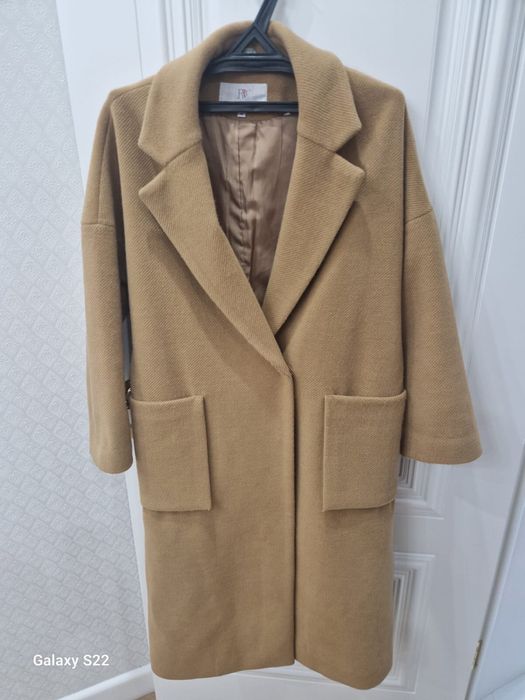 Продам женское пальто