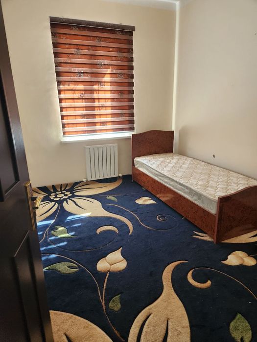 Срочно продается 3/5/5 в Яшнабадском районе на УзБум в  Обод макон