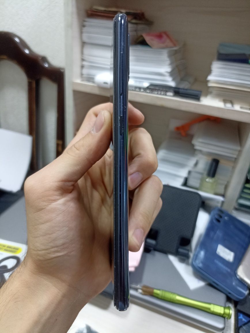 Samsung A50 64gb sotiladi