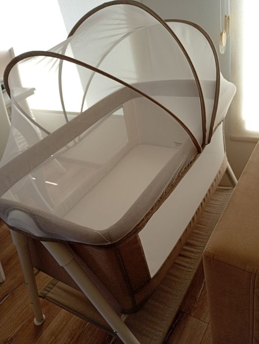 Бебешка кошара с подарък