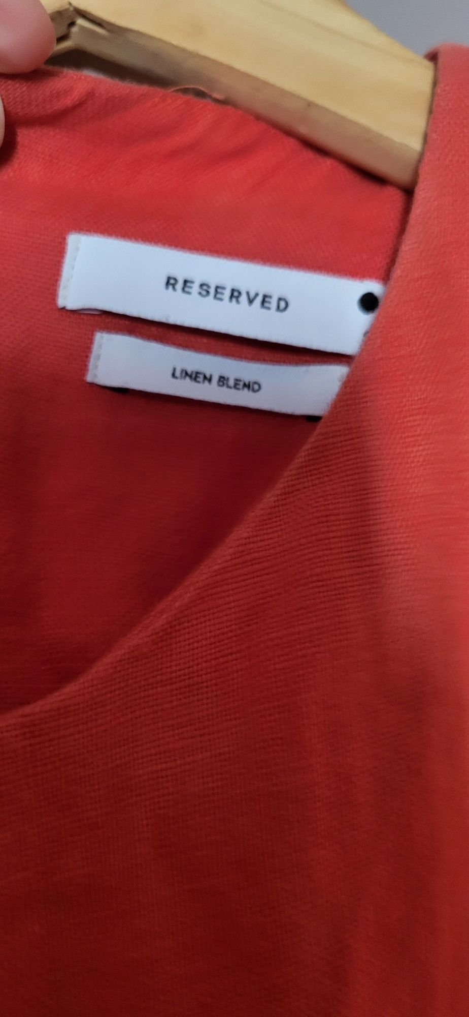 Ленена рокля Reserved