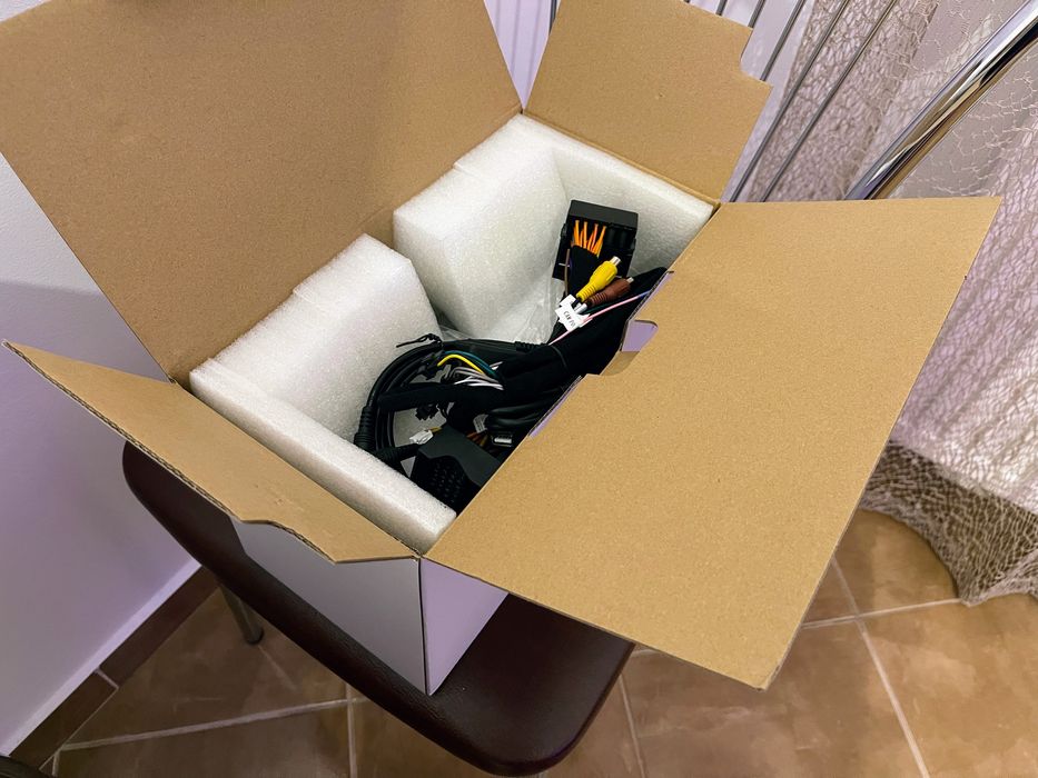 ANDREAM Ecran mare BMW seria 1, 3, 4 cu touchscreen, CarPlay și AA