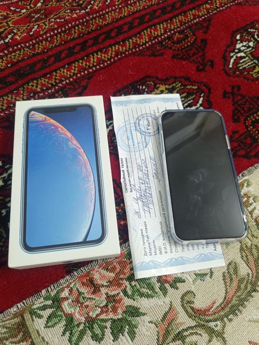 Продас iPhone XR Б/У
