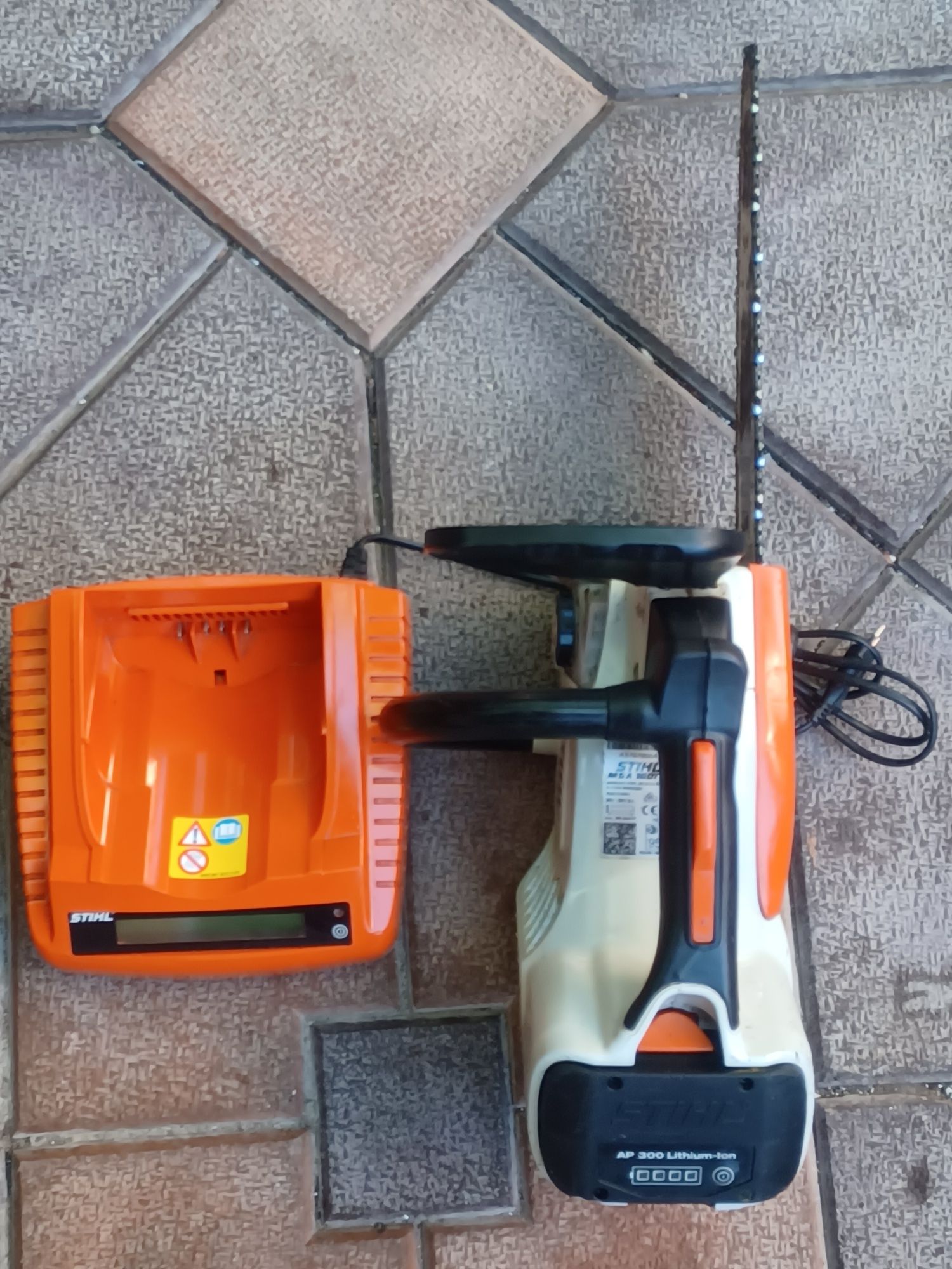 Drujba  pe acumulator  STHIL  MSA 160 T