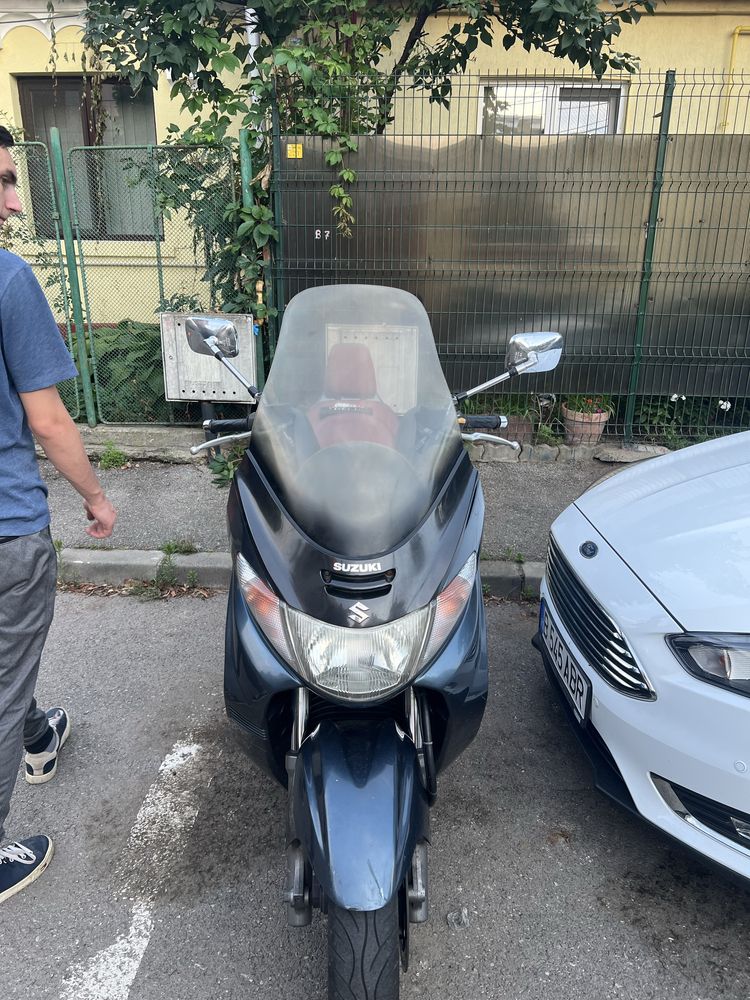 Scuter Suzuki Burgman 400 ( se poate conduce cu A2) 53k km 99'