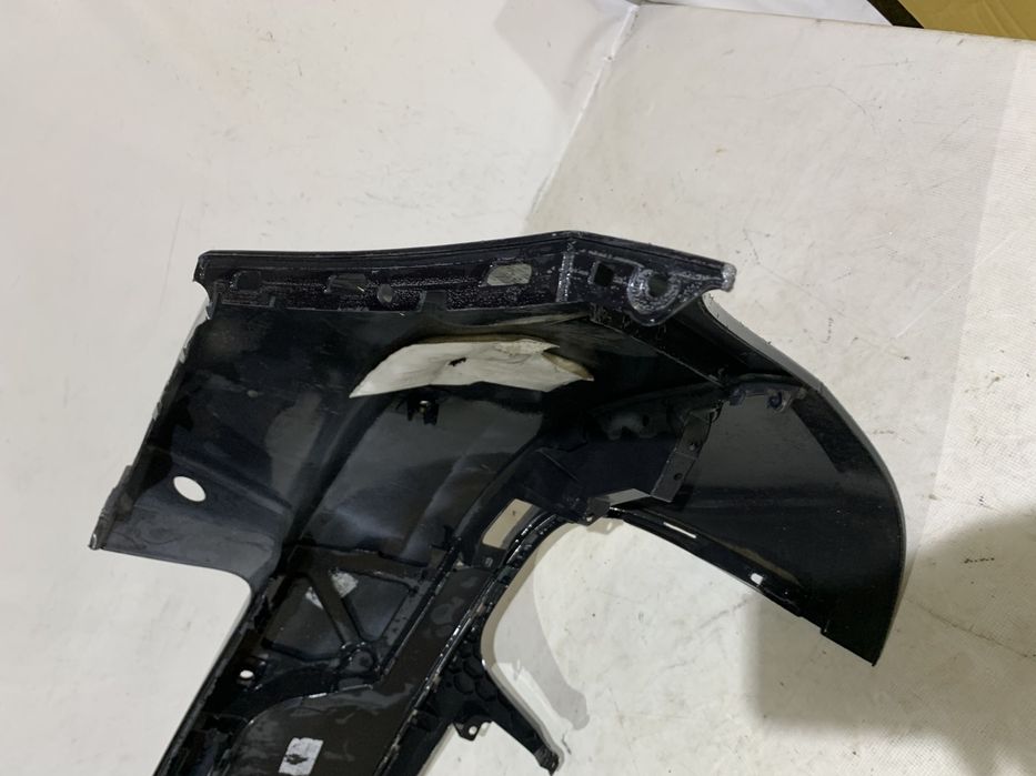 Bara spate Porsche Macan, 2014, 2015, 2016, 2017, 2018, 2019, 2020, 2021, cod origine OE 95B807421L.