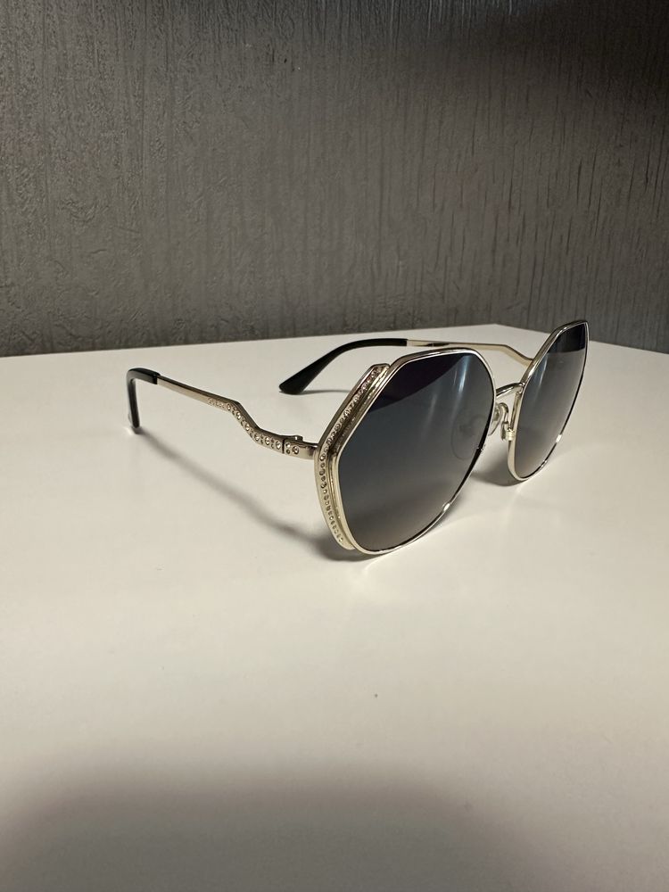 Слънчеви очила GUESS