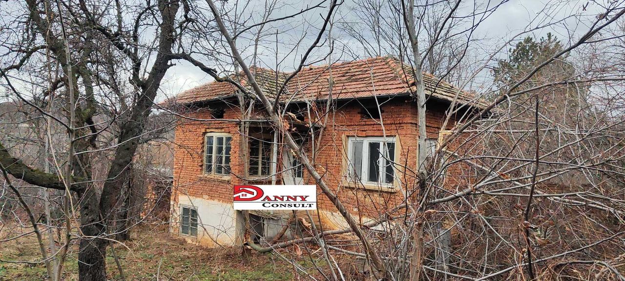 Продава се Къща в Велико Търново, Акация - 50 кв.м за 510 €/кв.м - Снимка #1