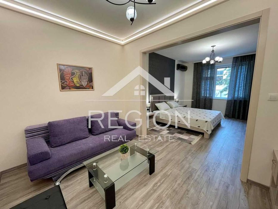 Дава се под наем Тристаен апартамент в Варна, Център - 100 кв.м за 800 € - Снимка #8