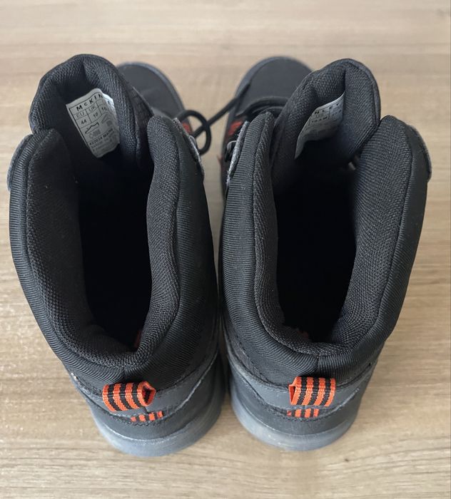 Vând pantofi drumetie McKinley Maine II Mid Aquabase