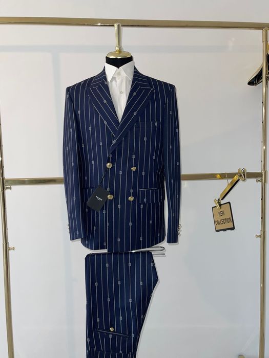 Costum barbati Balmain