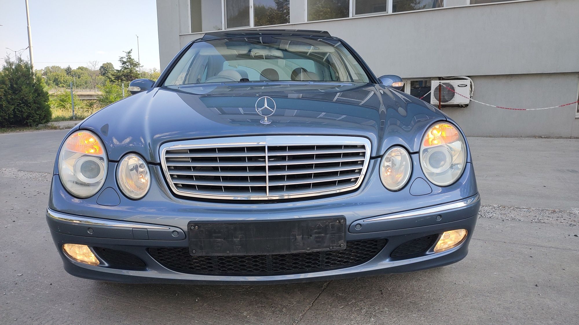 Mercedes W211 E на ЧАСТИ