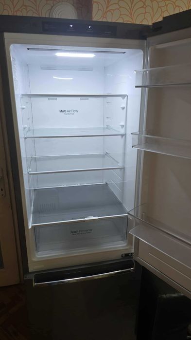 Хладилник  LG с гаранция на компресор