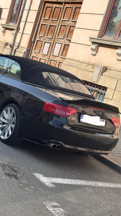 Audi A5 Cabrio 2.0 TDI , 210 cp